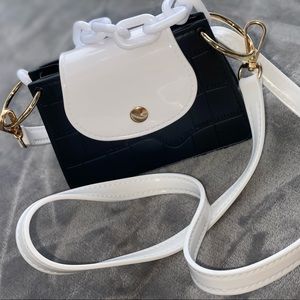 Stylish Black & White Mini Purse